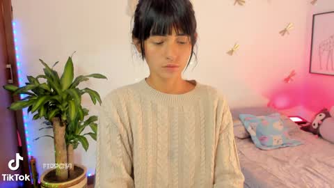 princessluna_14 online show from 04-01-26, 09:34