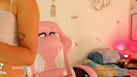 princessluna_14 online show from 07-11-26, 09:38