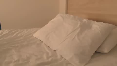 Kris3 online show from 02-13-25, 03:18