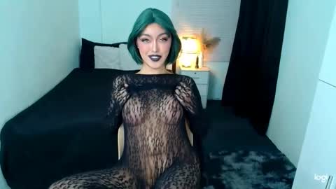 Snapshot of princessofcums69 chatting on 03-11-25, 07:04 Love online show from 03-11-25, 07:04