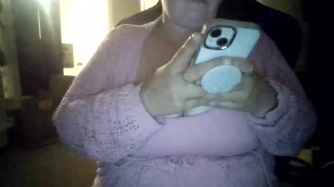 Snapshot of princessprettipussi89 chatting on 06-11-26, 02:11 princessprettipussi89 online show from 06-11-26, 02:11