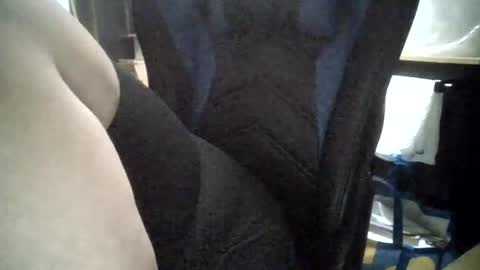 Snapshot of princessprettipussi89 chatting on 06-16-26, 03:31 princessprettipussi89 online show from 06-16-26, 03:31