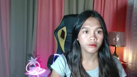 Snapshot of princessrynn chatting on 09-19-25, 04:07 princessrynn online show from 09-19-25, 04:07