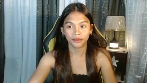 Snapshot of princessrynn chatting on 10-20-25, 10:05 princessrynn online show from 10-20-25, 10:05