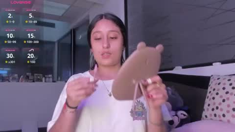 Valentina online show from 06-17-26, 10:00