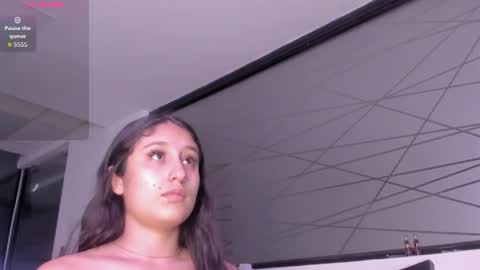 Valentina online show from 06-18-26, 10:47