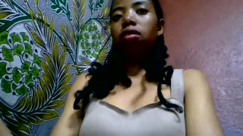 Snapshot of prisca880319 chatting on 06-29-26, 04:52 prisca880319 online show from 06-29-26, 04:52