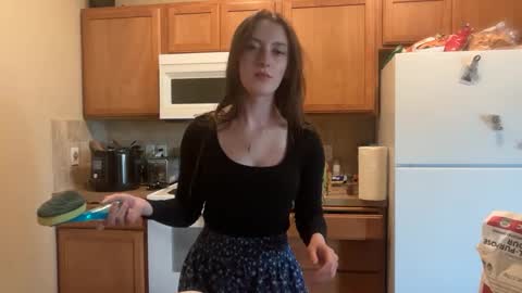 Snapshot of prism50 chatting on 09-17-25, 11:28 Prism online show from 09-17-25, 11:28