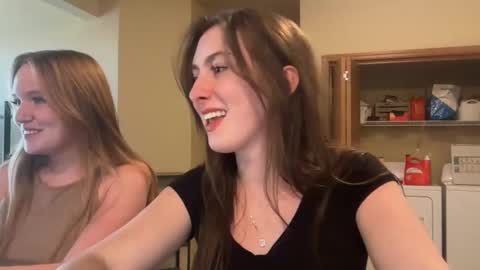 Snapshot of prism50 chatting on 09-24-25, 07:28 Prism online show from 09-24-25, 07:28