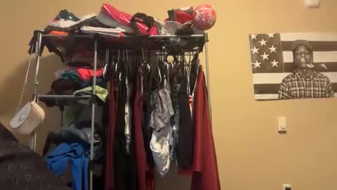 Snapshot of prism50 chatting on 09-25-25, 09:29 Prism online show from 09-25-25, 09:29