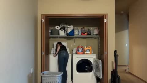 Snapshot of prism50 chatting on 12-18-25, 04:57 Prism online show from 12-18-25, 04:57