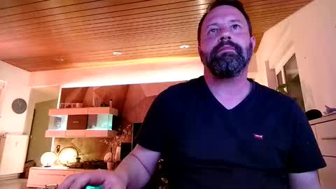 Snapshot of proband_007 chatting on 04-10-26, 09:52 proband_007 online show from 04-10-26, 09:52