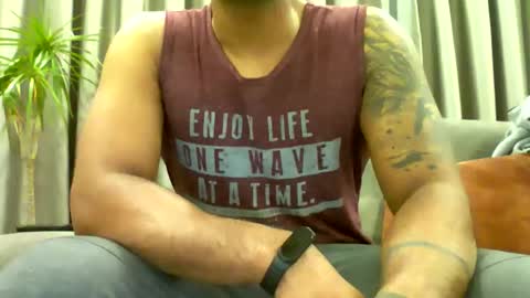 Snapshot of profgrey93 chatting on 03-27-26, 08:30 profgrey93 online show from 03-27-26, 08:30