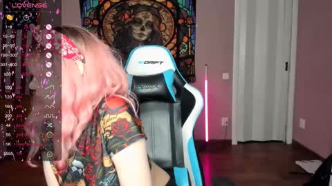 Snapshot of project_hisoka44 chatting on 11-12-25, 03:01 Di online show from 11-12-25, 03:01