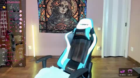 Snapshot of project_hisoka44 chatting on 12-14-25, 02:00 Di online show from 12-14-25, 02:00