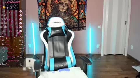 Snapshot of project_hisoka44 chatting on 12-15-25, 03:33 Di online show from 12-15-25, 03:33