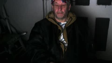 projectorepson online show from 12-25-24, 08:17