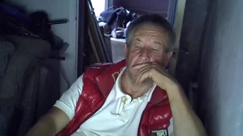 projectorepson online show from 09-17-25, 05:25