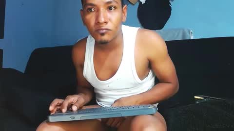 Grande y Gruesa online show from 11-01-25, 03:19