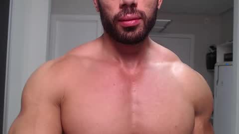 Snapshot of promuscles4u chatting on 12-12-24, 12:48 promuscles4u online show from 12-12-24, 12:48