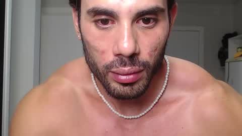 Snapshot of promuscles4u chatting on 03-09-25, 01:14 promuscles4u online show from 03-09-25, 01:14