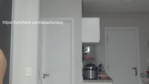 Snapshot of promuscles4u chatting on 10-18-25, 02:03 promuscles4u online show from 10-18-25, 02:03