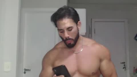 Snapshot of promuscles4u chatting on 01-10-26, 01:07 promuscles4u online show from 01-10-26, 01:07