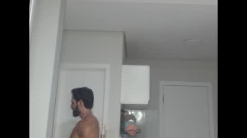 Snapshot of promuscles4u chatting on 01-14-26, 12:05 promuscles4u online show from 01-14-26, 12:05