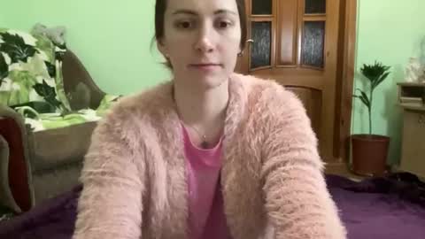 Snapshot of proud_sweet_21 chatting on 09-24-25, 10:35 proud sweet 21 online show from 09-24-25, 10:35