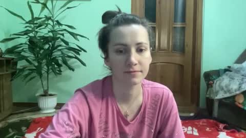 Snapshot of proud_sweet_21 chatting on 02-26-26, 01:26 proud sweet 21 online show from 02-26-26, 01:26