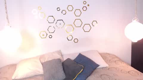 Adris  Juan online show from 11-06-25, 01:50