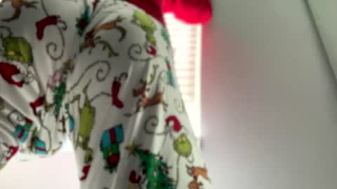 prtty2345 online show from 06-27-26, 06:02