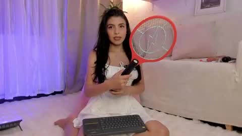    INDEPENDENT MODEL online show from 07-17-26, 08:35