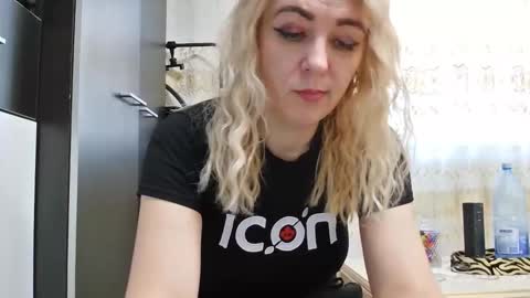 Pryncess sweety online show from 11-13-25, 08:35