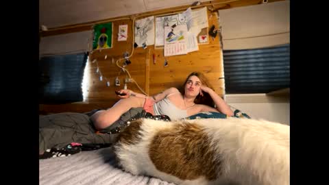 Queen of Pain online show from 04-26-26, 10:13