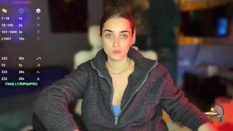 Queen of Pain online show from 10-25-25, 08:14