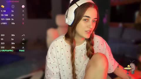 Queen of Pain online show from 11-03-25, 05:42