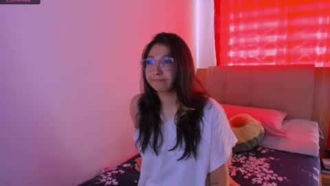 Mara online show from 09-11-25, 03:34