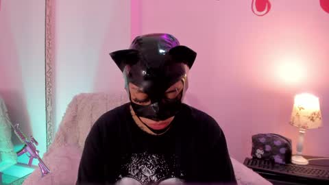 Snapshot of psychodoll_11 chatting on 05-10-26, 01:49 psycodoll online show from 05-10-26, 01:49
