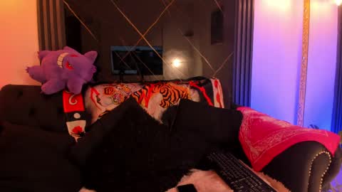 Snapshot of psychodoll_11 chatting on 06-05-26, 01:06 psycodoll online show from 06-05-26, 01:06