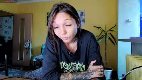 Snapshot of psyheya chatting on 10-07-25, 10:23 LUCY ----- online show from 10-07-25, 10:23