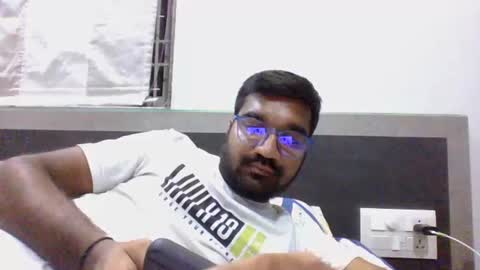 Snapshot of ptl1711 chatting on 11-01-25, 04:31 ptl1711 online show from 11-01-25, 04:31