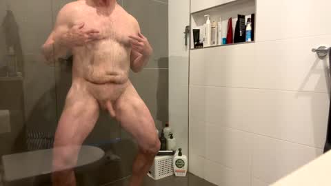 Snapshot of puffiest chatting on 12-23-24, 06:33 puffiest online show from 12-23-24, 06:33