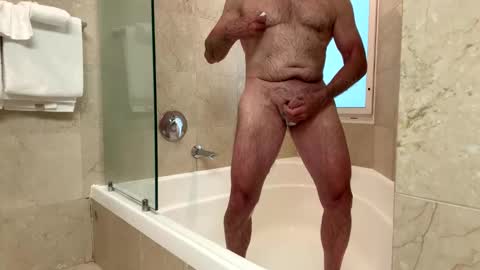 Snapshot of puffiest chatting on 09-28-25, 11:43 puffiest online show from 09-28-25, 11:43