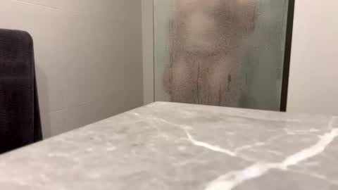 Snapshot of puffiest chatting on 10-26-25, 04:18 puffiest online show from 10-26-25, 04:18