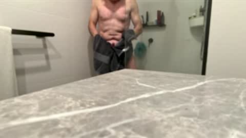 Snapshot of puffiest chatting on 02-15-26, 10:17 puffiest online show from 02-15-26, 10:17