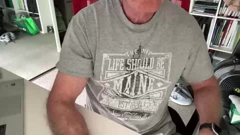 Snapshot of puffiest chatting on 03-10-26, 05:45 puffiest online show from 03-10-26, 05:45