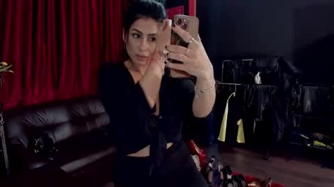 Snapshot of puffy_love chatting on 03-07-25, 10:32 MissPuffyLove online show from 03-07-25, 10:32