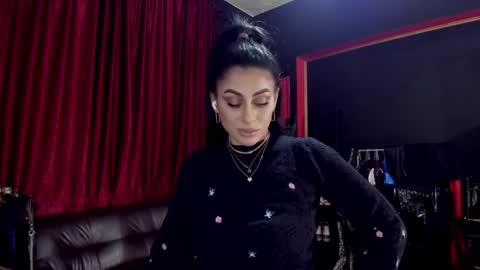 Snapshot of puffy_love chatting on 12-20-25, 11:56 MissPuffyLove online show from 12-20-25, 11:56