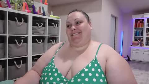 Puggie -  online show from 04-25-26, 05:21